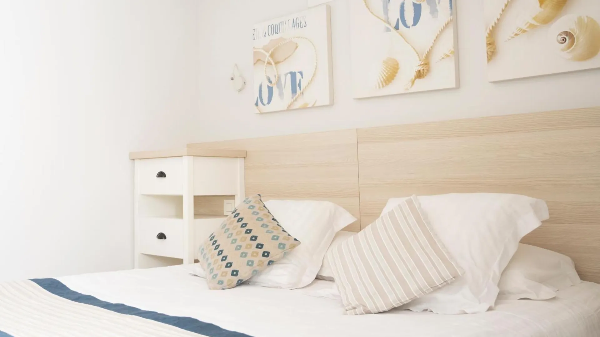 Hotel La Ciotat - A Deux Pas De L'Eau Fransa