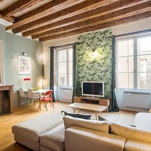 https://honor-amboise.hotels-rhonealpes.com