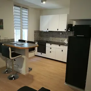 T3 Place Sadi Carnot Appartement